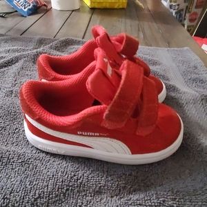 Toddler puma shoes 6c